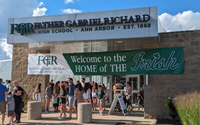 Green and White Night 2023